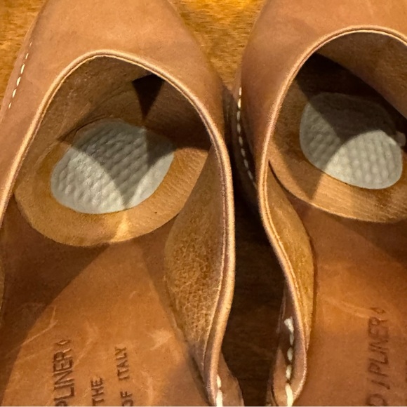 Donald J. Pliner Tan Leather Mules - Picture 9 of 10